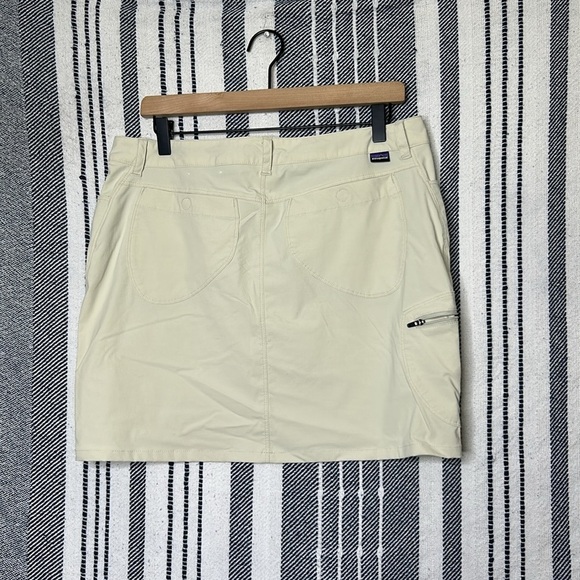 Patagonia Outdoor Skirt - Picture 3 of 3